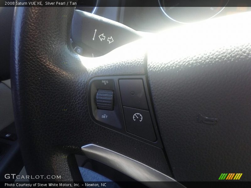 Silver Pearl / Tan 2008 Saturn VUE XE