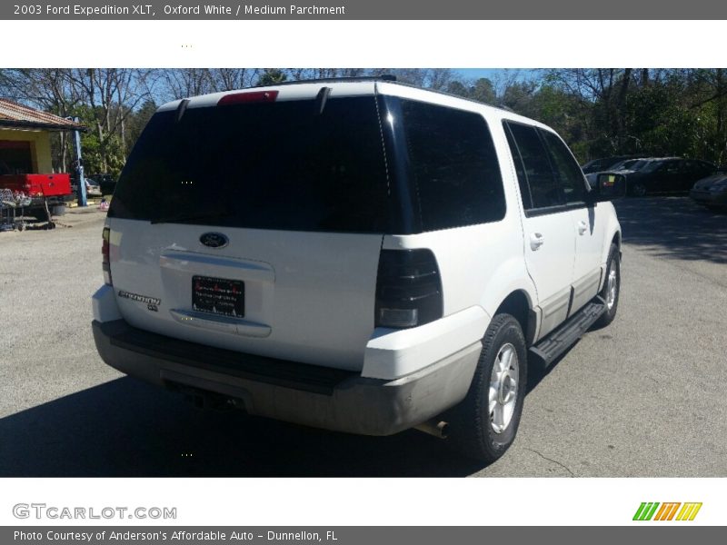 Oxford White / Medium Parchment 2003 Ford Expedition XLT