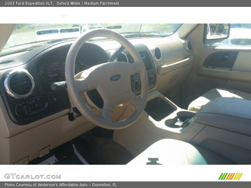 Oxford White / Medium Parchment 2003 Ford Expedition XLT