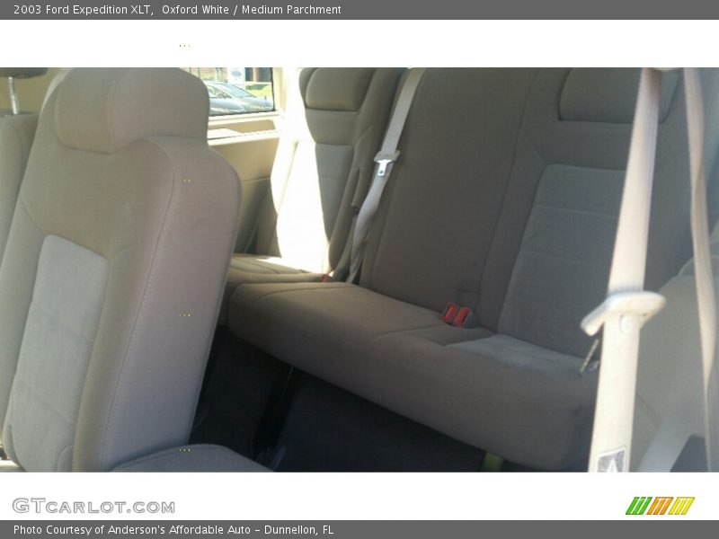 Oxford White / Medium Parchment 2003 Ford Expedition XLT