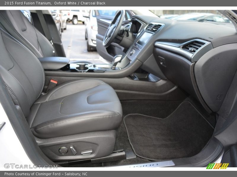 Oxford White / Charcoal Black 2015 Ford Fusion Titanium
