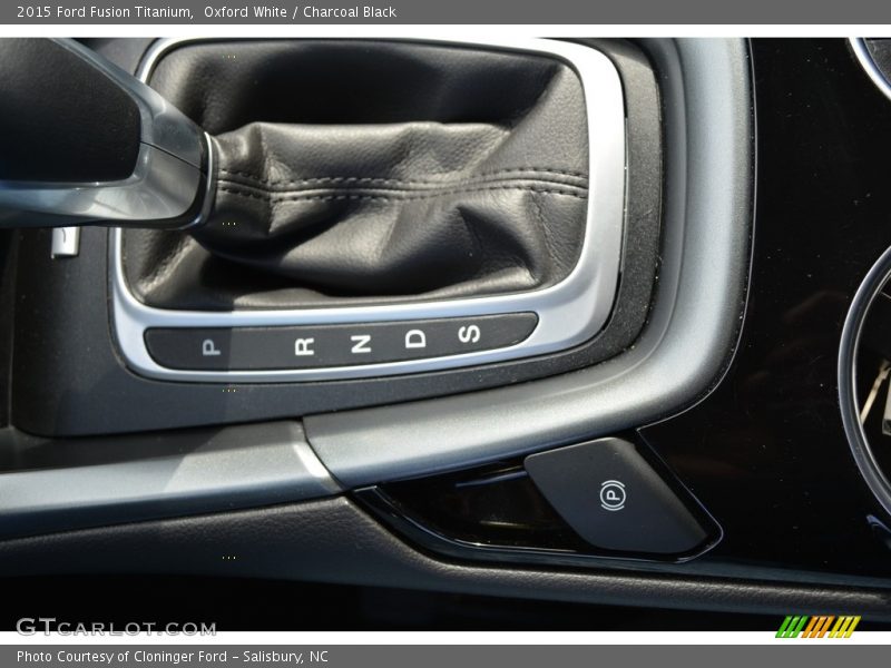Oxford White / Charcoal Black 2015 Ford Fusion Titanium