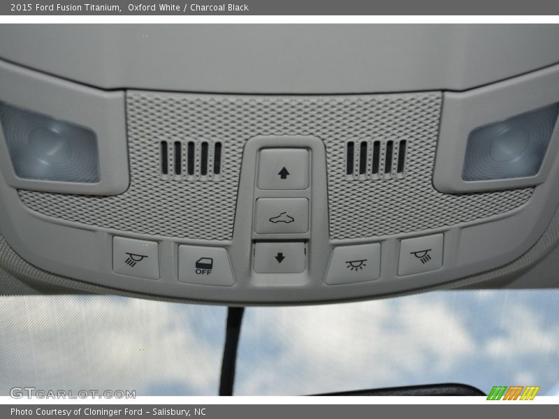 Oxford White / Charcoal Black 2015 Ford Fusion Titanium