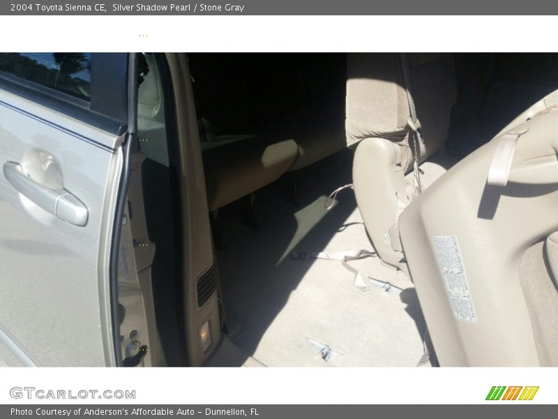 Silver Shadow Pearl / Stone Gray 2004 Toyota Sienna CE