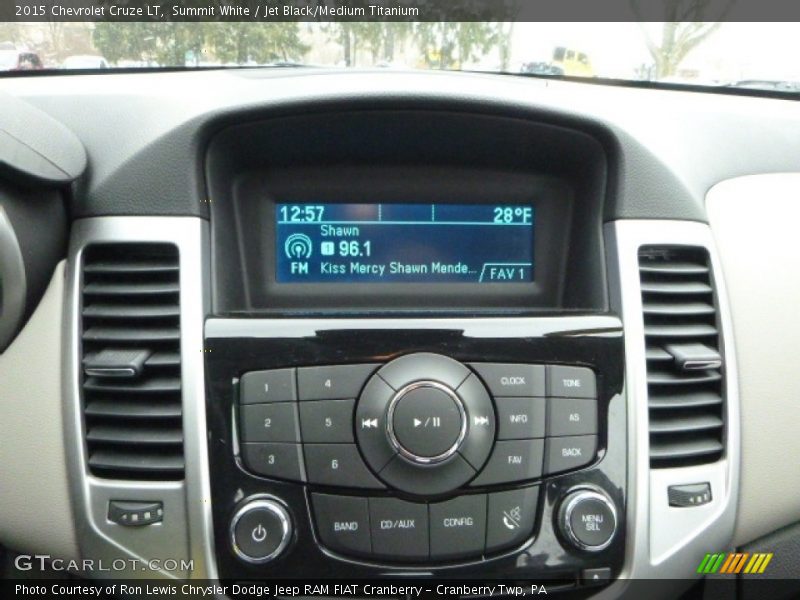 Summit White / Jet Black/Medium Titanium 2015 Chevrolet Cruze LT