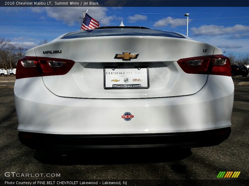 Summit White / Jet Black 2016 Chevrolet Malibu LT