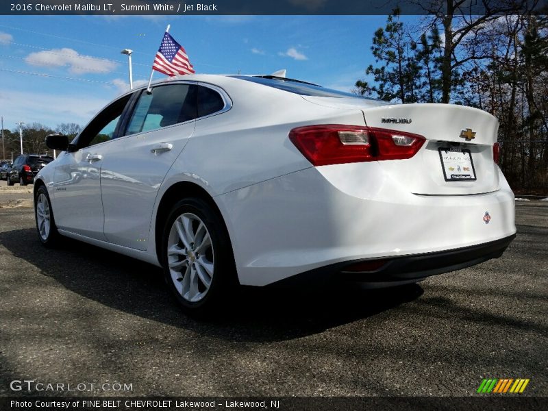 Summit White / Jet Black 2016 Chevrolet Malibu LT