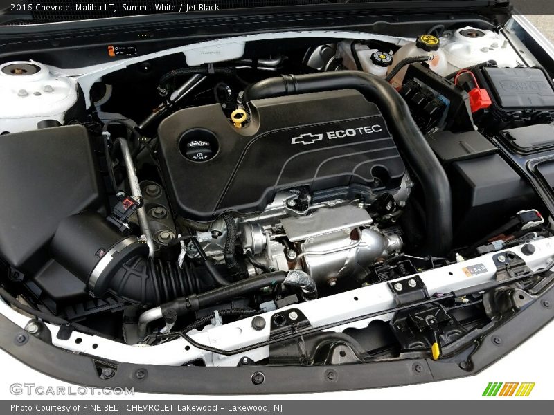 Summit White / Jet Black 2016 Chevrolet Malibu LT