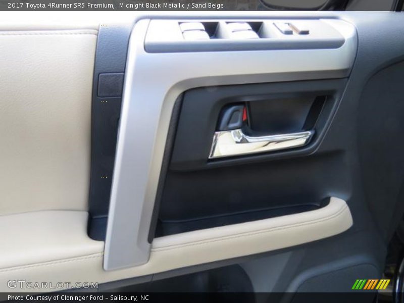 Midnight Black Metallic / Sand Beige 2017 Toyota 4Runner SR5 Premium