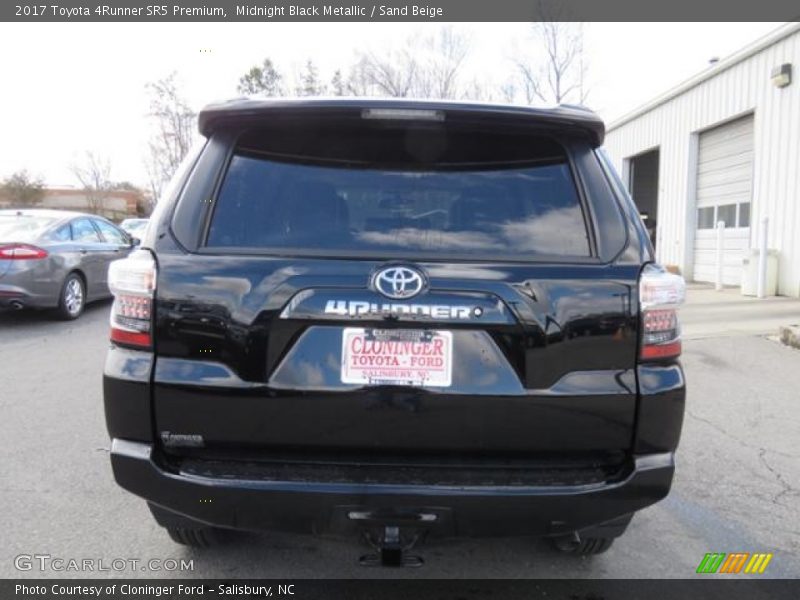 Midnight Black Metallic / Sand Beige 2017 Toyota 4Runner SR5 Premium