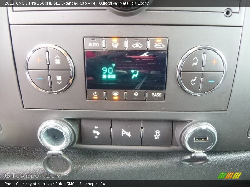 Quicksilver Metallic / Ebony 2013 GMC Sierra 2500HD SLE Extended Cab 4x4