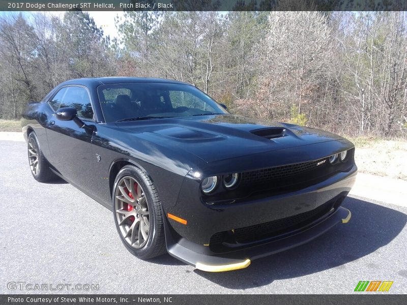  2017 Challenger SRT Hellcat Pitch Black