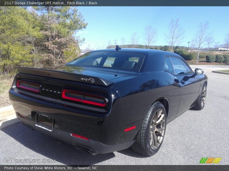 Pitch Black / Black 2017 Dodge Challenger SRT Hellcat