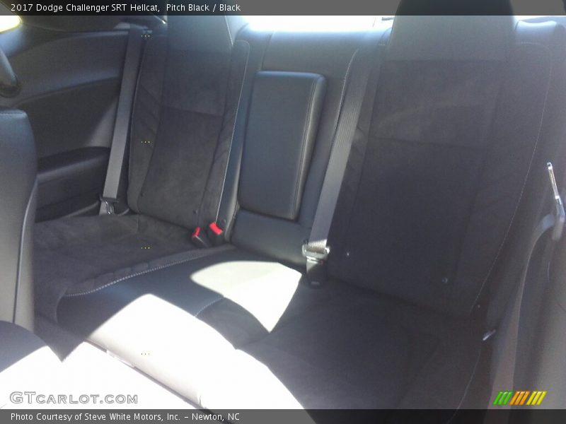 Pitch Black / Black 2017 Dodge Challenger SRT Hellcat