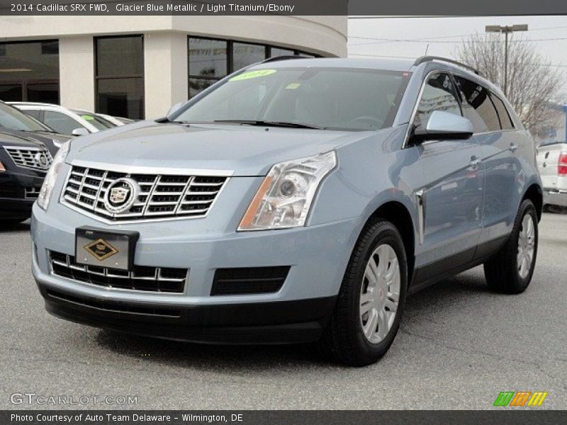 Front 3/4 View of 2014 SRX FWD