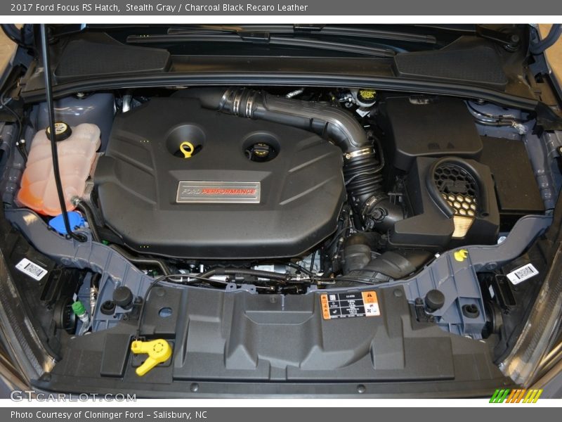  2017 Focus RS Hatch Engine - 2.3 Liter DI EcoBoost Turbocharged DOHC 16-Valve Ti-VCT 4 Cylinder