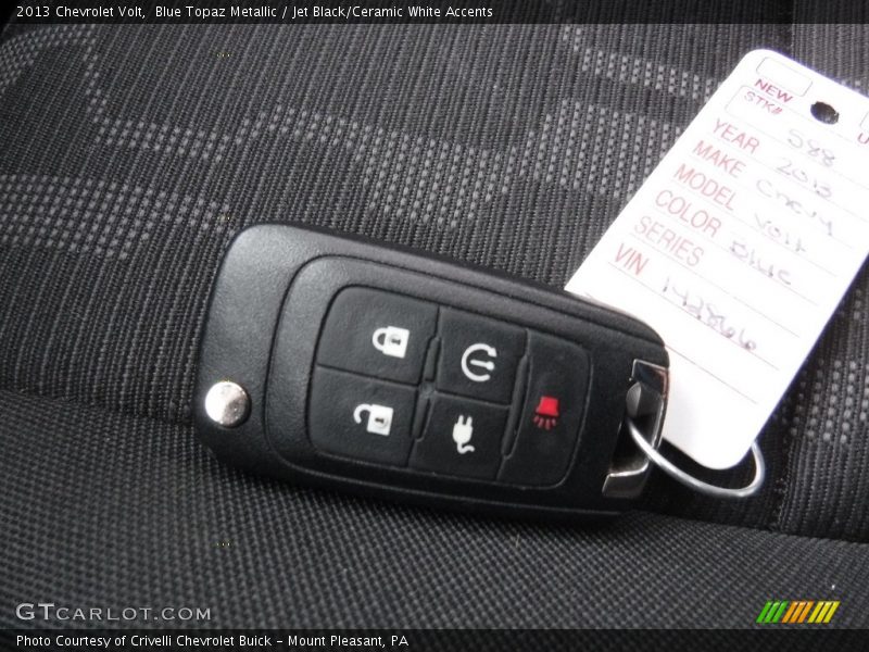 Blue Topaz Metallic / Jet Black/Ceramic White Accents 2013 Chevrolet Volt