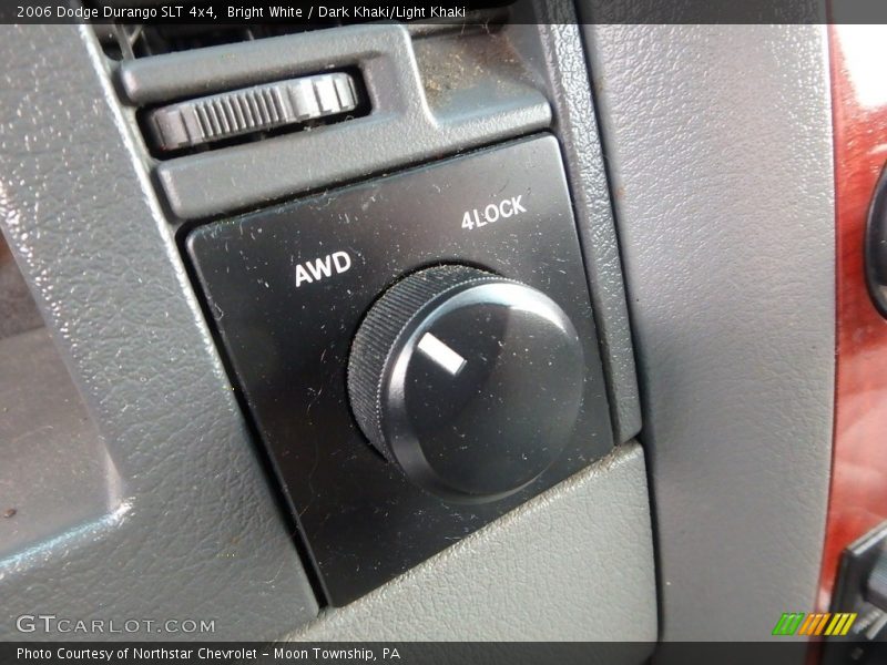 Bright White / Dark Khaki/Light Khaki 2006 Dodge Durango SLT 4x4