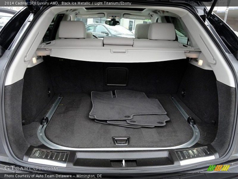 Black Ice Metallic / Light Titanium/Ebony 2014 Cadillac SRX Luxury AWD