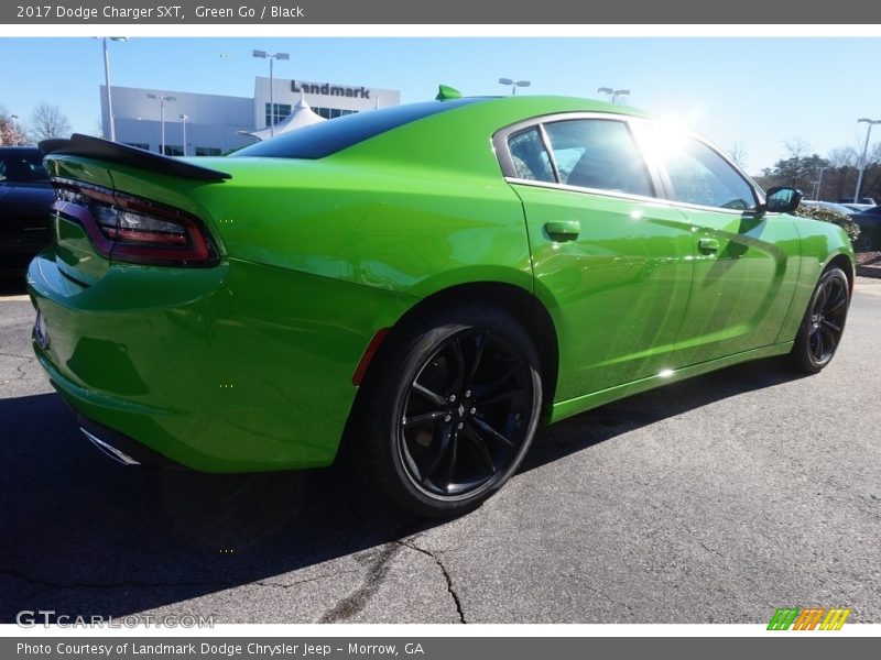 Green Go / Black 2017 Dodge Charger SXT