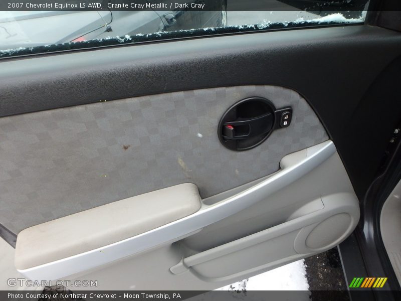 Granite Gray Metallic / Dark Gray 2007 Chevrolet Equinox LS AWD