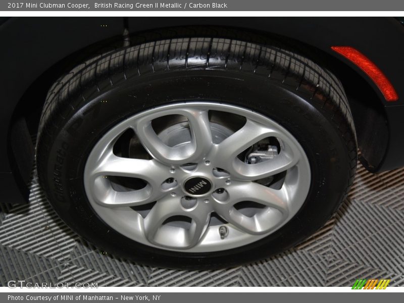 British Racing Green II Metallic / Carbon Black 2017 Mini Clubman Cooper