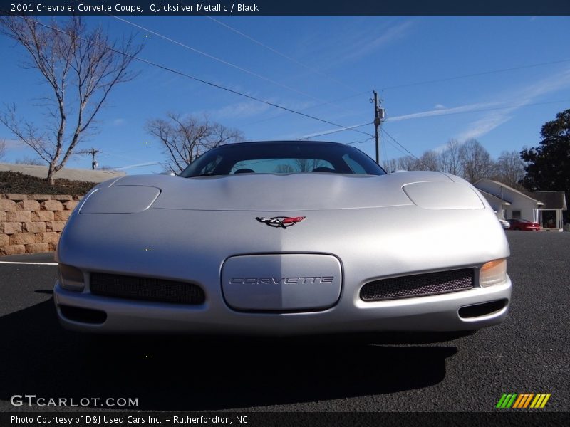 Quicksilver Metallic / Black 2001 Chevrolet Corvette Coupe