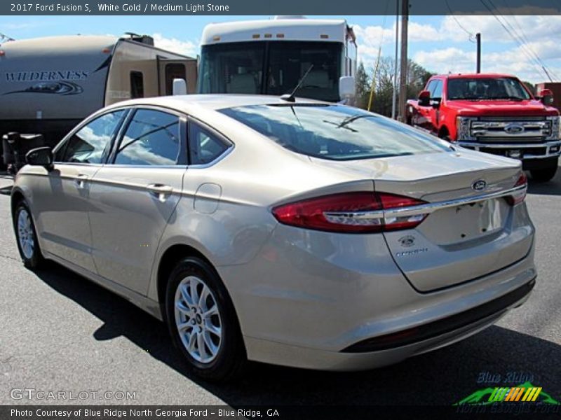 White Gold / Medium Light Stone 2017 Ford Fusion S