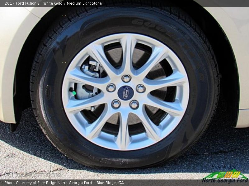 White Gold / Medium Light Stone 2017 Ford Fusion S