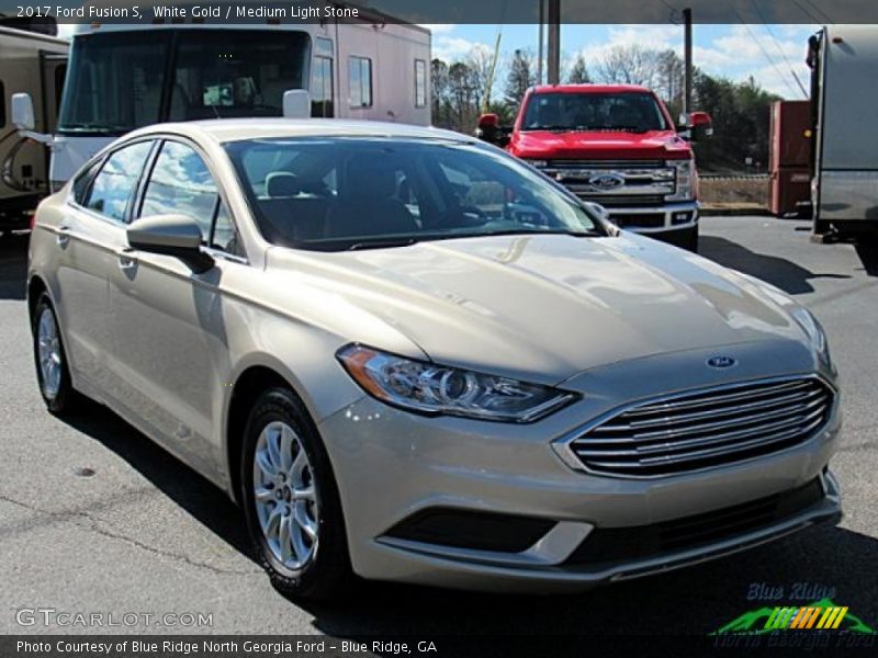 White Gold / Medium Light Stone 2017 Ford Fusion S