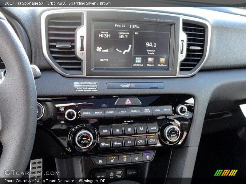 Controls of 2017 Sportage SX Turbo AWD