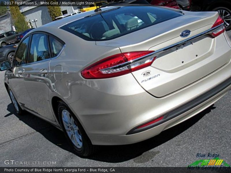 White Gold / Medium Light Stone 2017 Ford Fusion S