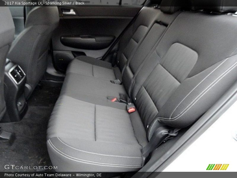 Sparkling Silver / Black 2017 Kia Sportage LX