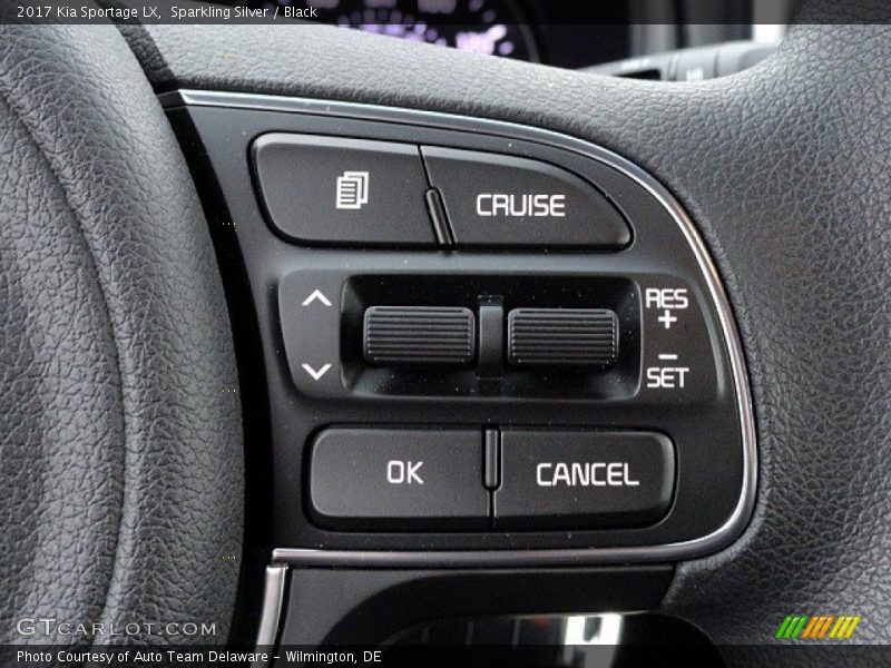 Sparkling Silver / Black 2017 Kia Sportage LX