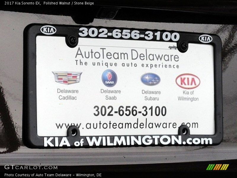 Polished Walnut / Stone Beige 2017 Kia Sorento EX
