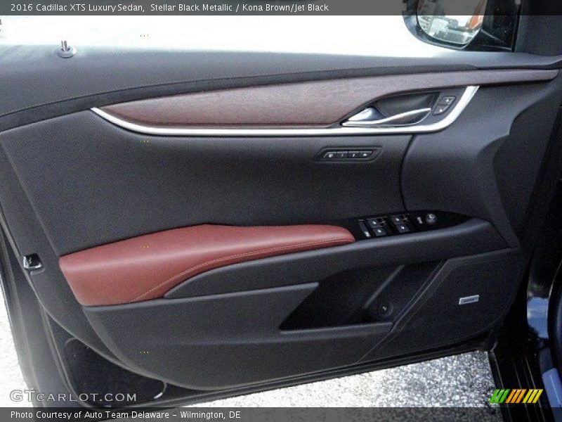 Stellar Black Metallic / Kona Brown/Jet Black 2016 Cadillac XTS Luxury Sedan