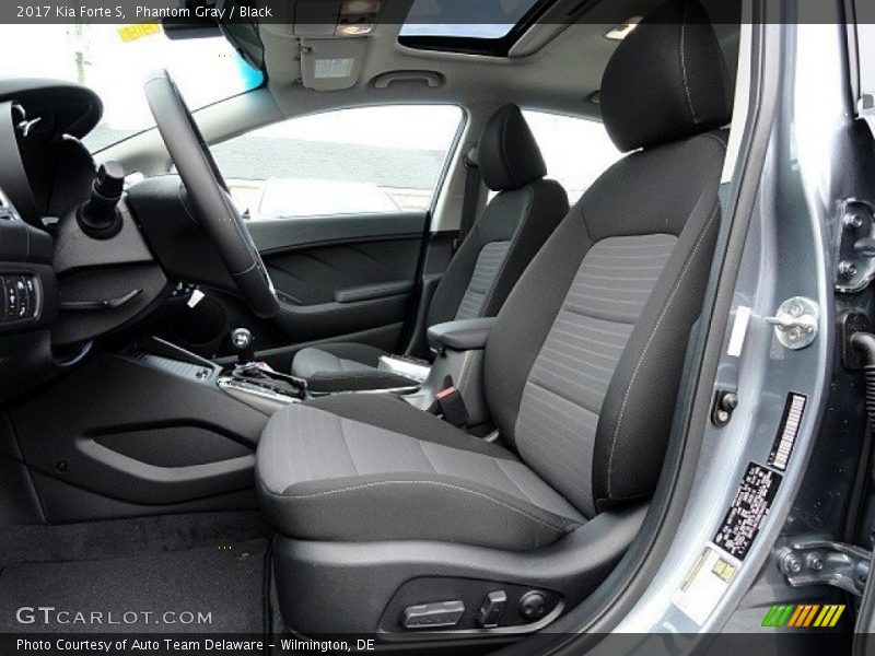 Phantom Gray / Black 2017 Kia Forte S