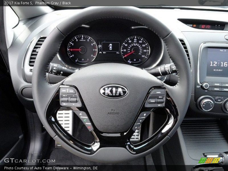 Phantom Gray / Black 2017 Kia Forte S