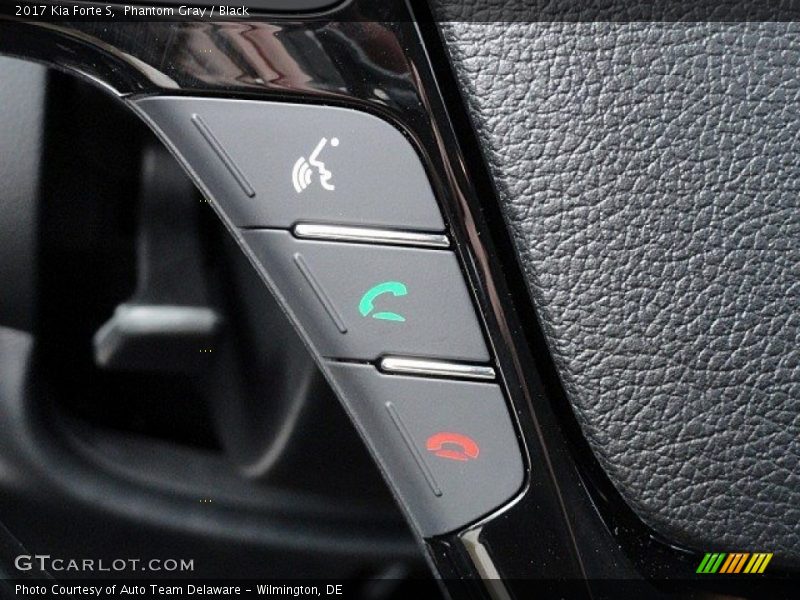 Phantom Gray / Black 2017 Kia Forte S