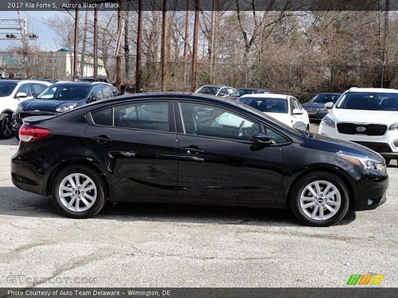 Aurora Black / Black 2017 Kia Forte S