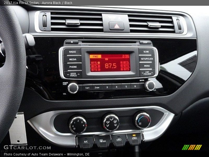 Controls of 2017 Rio LX Sedan