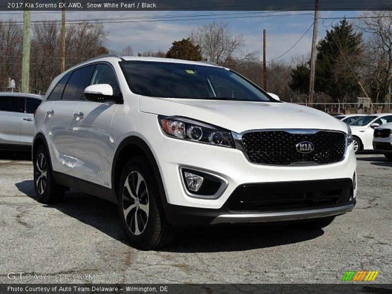 Snow White Pearl / Black 2017 Kia Sorento EX AWD