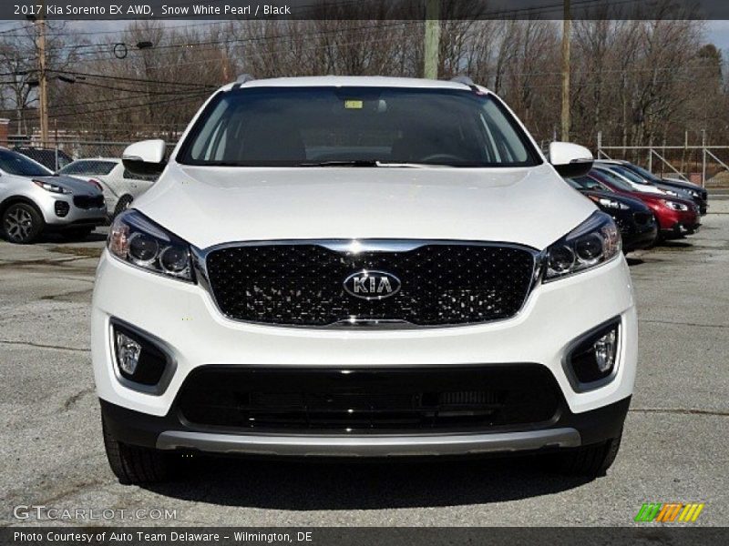 Snow White Pearl / Black 2017 Kia Sorento EX AWD