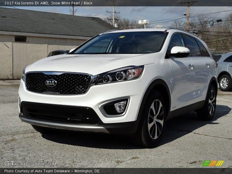 Snow White Pearl / Black 2017 Kia Sorento EX AWD