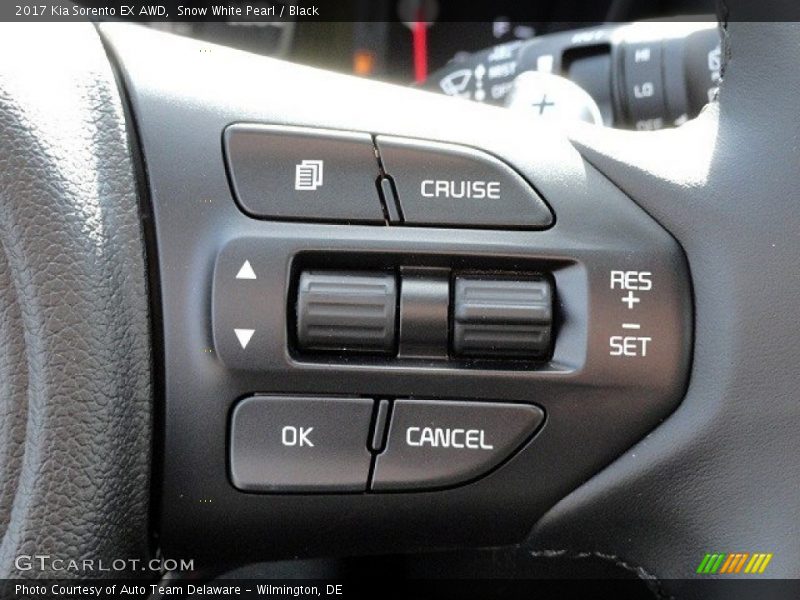 Snow White Pearl / Black 2017 Kia Sorento EX AWD