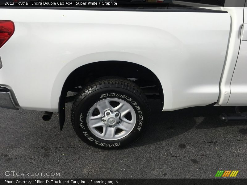 Super White / Graphite 2013 Toyota Tundra Double Cab 4x4