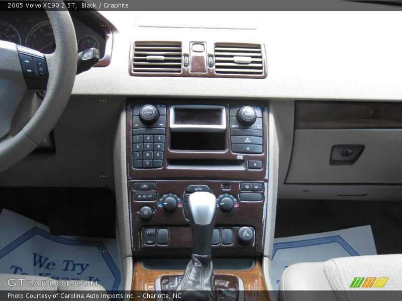 Black / Graphite 2005 Volvo XC90 2.5T