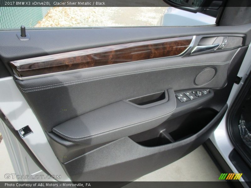 Glacier Silver Metallic / Black 2017 BMW X3 xDrive28i