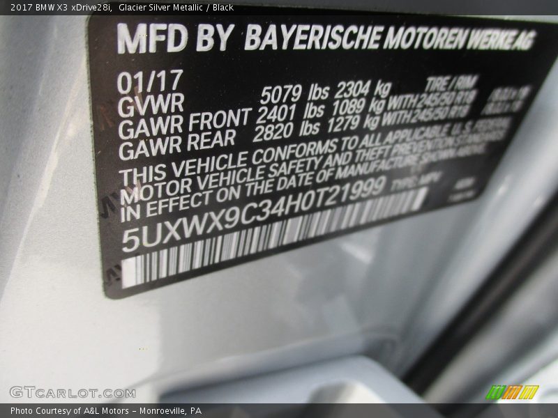 Glacier Silver Metallic / Black 2017 BMW X3 xDrive28i