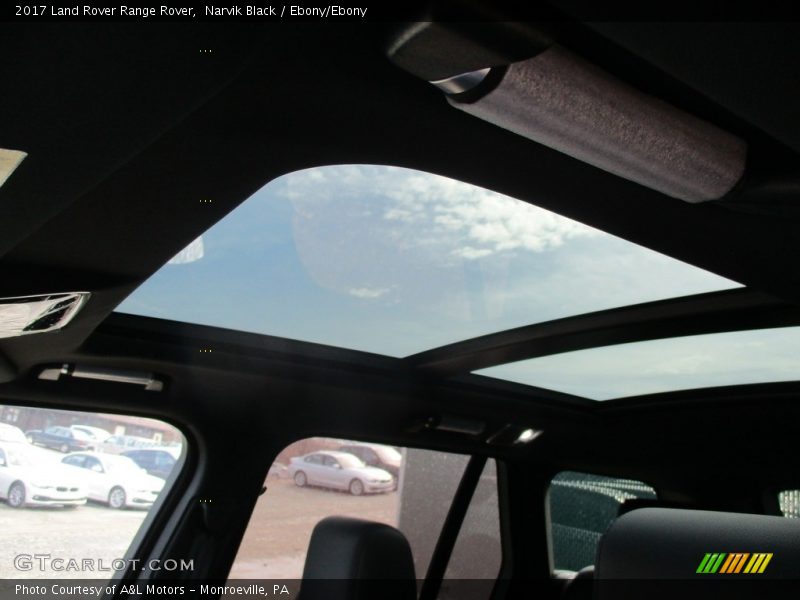 Narvik Black / Ebony/Ebony 2017 Land Rover Range Rover